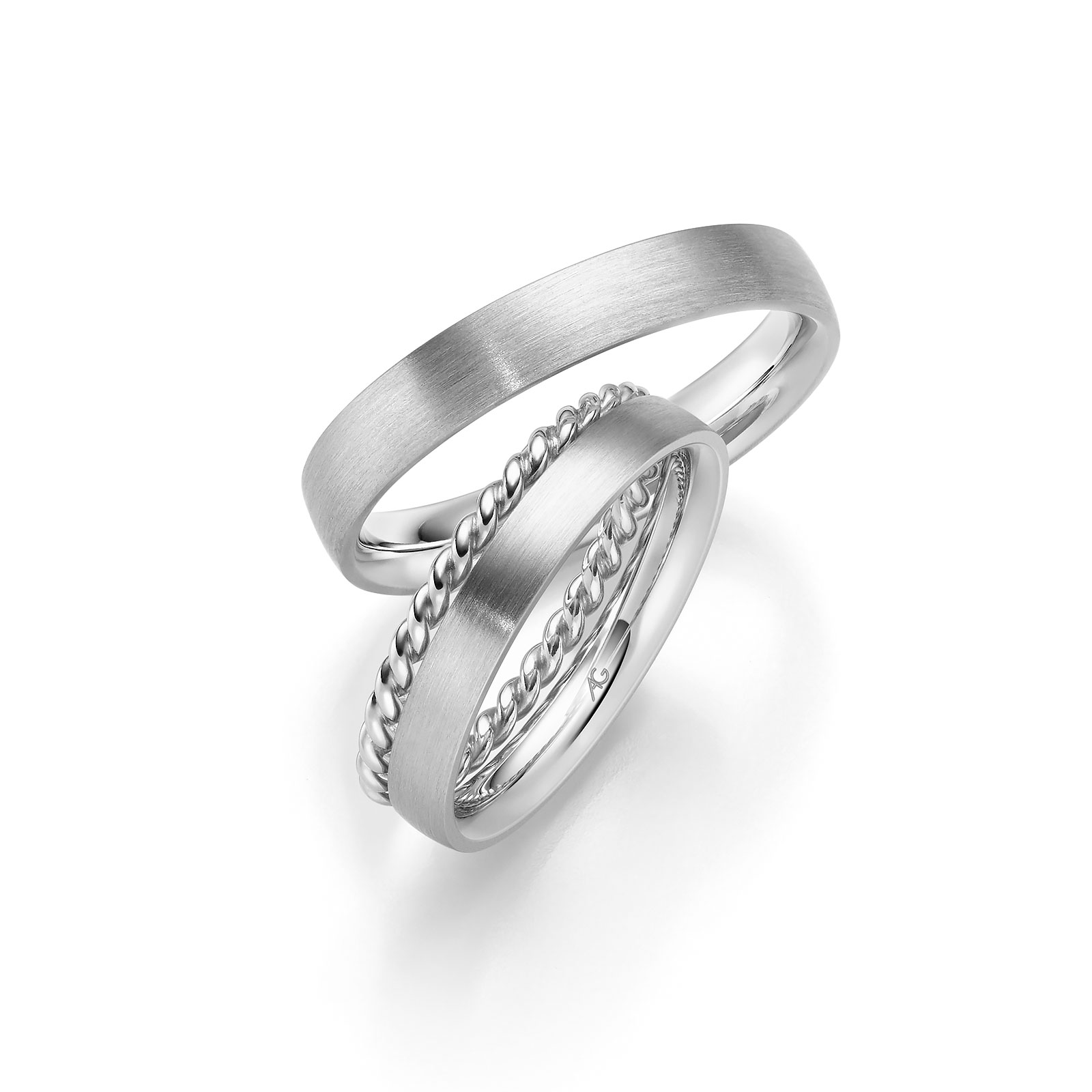 Eheringe in mattiertem Weissgold